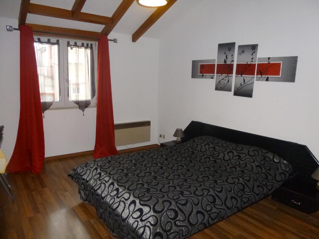 Studio/Hotel Porte De France Saint-Louis  Eksteriør billede